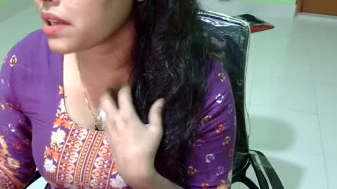 limaakter246618 online show from 01/18/25, 12:04