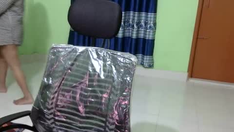 limaakter246618 online show from 02/18/25, 09:20