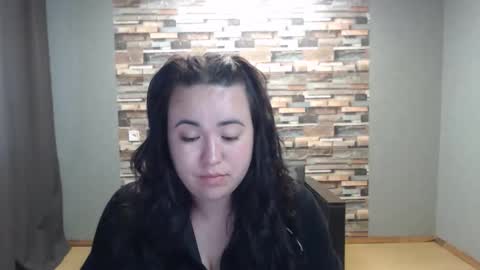 busty princess online show from 04/18/26, 10:52