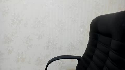    online show from 01/23/25, 10:32