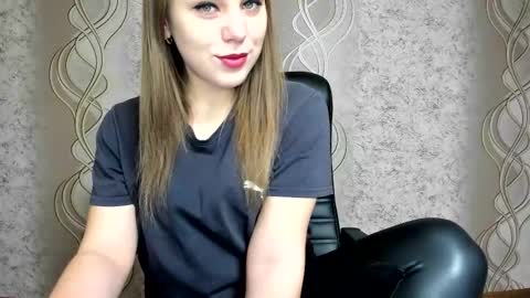    online show from 02/15/26, 06:43