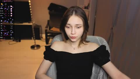 Scarlet online show from 03/17/26, 01:21