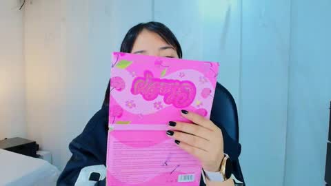  Lina Bedoya  online show from 11/28/25, 11:35