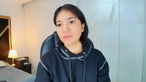  Lina Bedoya  online show from 02/17/26, 11:50