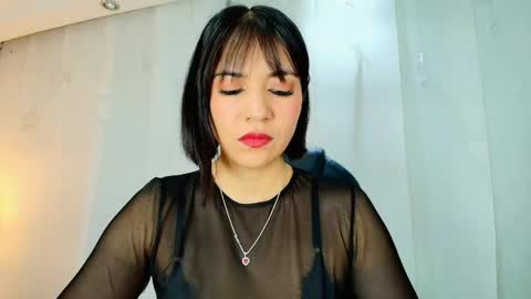 Snapshot of lina_bedoya chatting on 05/15/26, 11:39 Lina Bedoya online show from 05/15/26, 11:39