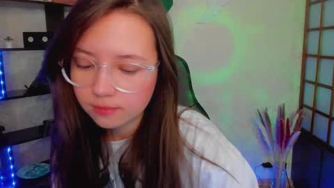 Lina online show from 01/04/25, 02:14