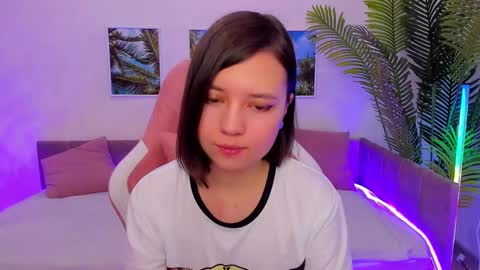 Lina online show from 02/09/25, 01:55