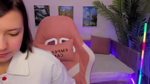 Lina online show from 03/10/25, 05:22