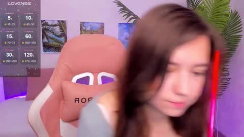 Lina online show from 09/19/25, 02:46