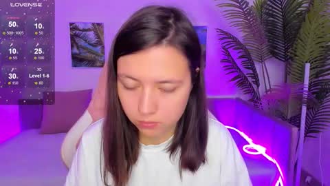 Lina online show from 10/04/25, 02:42