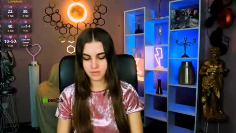 lina_fox12 online show from 11/23/25, 04:51