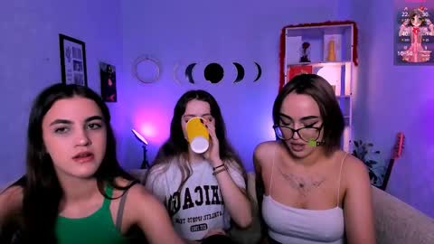 lina_fox12 online show from 04/09/26, 12:54