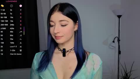 Lina online show from 10/16/25, 02:18