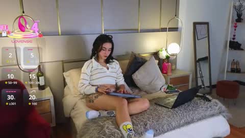 Lina online show from 03/12/26, 07:42