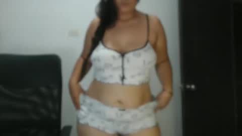 iiisabella online show from 04/29/26, 02:10
