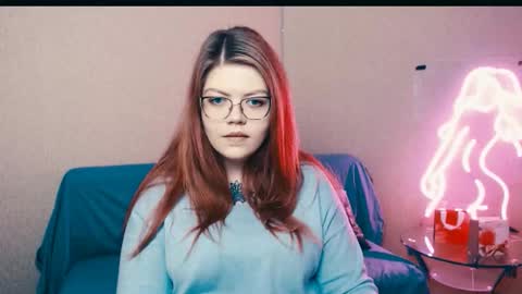 lina_ri online show from 10/19/25, 09:43