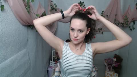 Snapshot of lina_star_s chatting on 12/24/24, 09:50 Lina online show from 12/24/24, 09:50