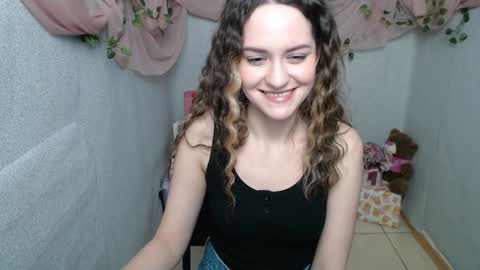 Snapshot of lina_star_s chatting on 01/03/25, 06:44 Lina online show from 01/03/25, 06:44