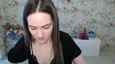 Snapshot of lina_star_s chatting on 02/12/25, 09:52 Lina online show from 02/12/25, 09:52