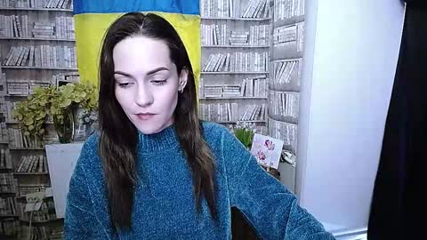 Snapshot of lina_star_s chatting on 11/18/25, 09:47 Lina online show from 11/18/25, 09:47