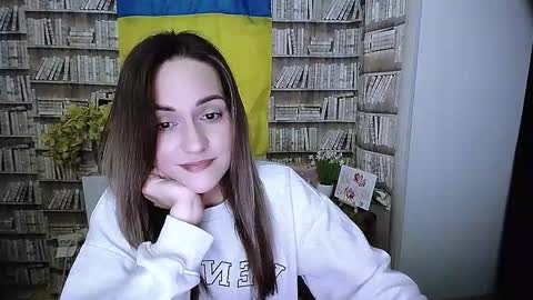 Snapshot of lina_star_s chatting on 11/29/25, 02:42 Lina online show from 11/29/25, 02:42