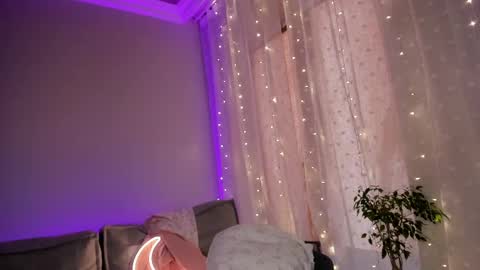 Sophia online show from 02/24/25, 07:00