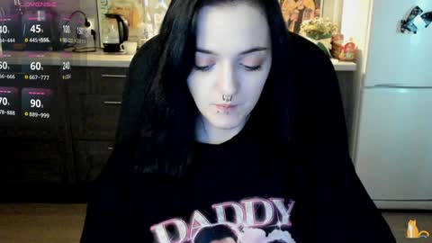 Lina 3  1715622743 online show from 01/09/25, 08:34