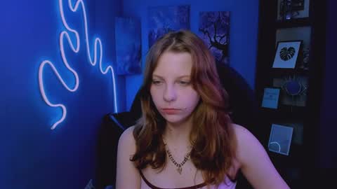 linaa_dolly online show from 06/10/26, 02:12