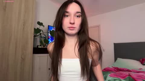 Lina online show from 12/16/25, 10:48