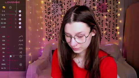 Lina online show from 01/15/26, 09:14