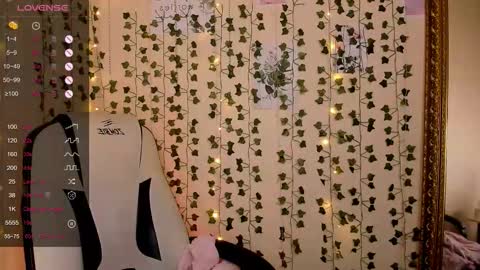 Lina online show from 02/05/26, 08:19