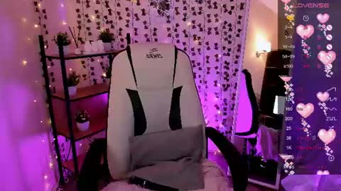 Snapshot of linablossom chatting on 07/20/26, 10:39 Lina online show from 07/20/26, 10:39