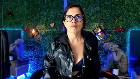 Lina  online show from 07/02/26, 11:27