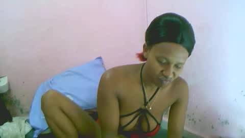 linah1123 online show from 04/04/26, 06:22