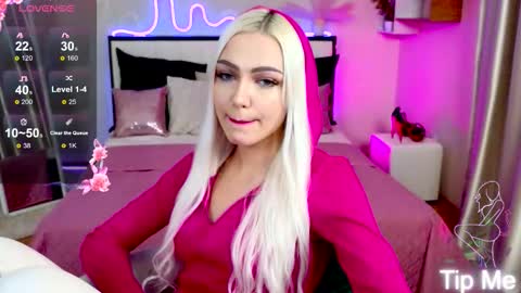 I am Lina online show from 10/07/25, 06:27