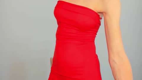 LinaLivee online show from 12/16/24, 08:37