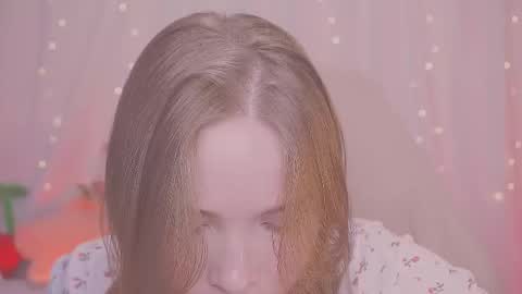 Lina online show from 11/30/25, 05:22