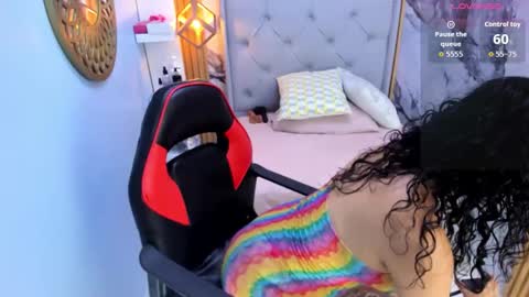 Snapshot of linastark chatting on 10/27/25, 03:32 L I N A online show from 10/27/25, 03:32