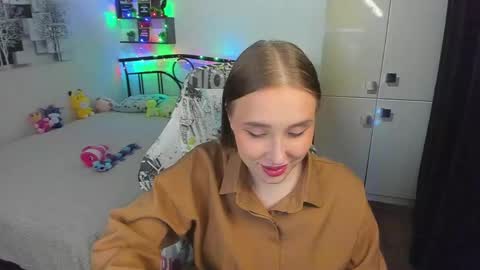 Lina online show from 05/19/26, 09:32