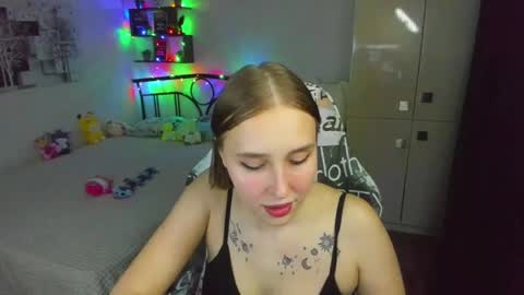 Lina online show from 05/26/26, 09:22