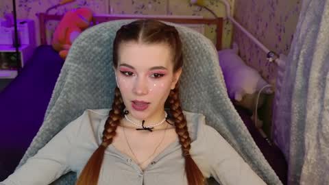 Luna online show from 03/27/26, 07:02