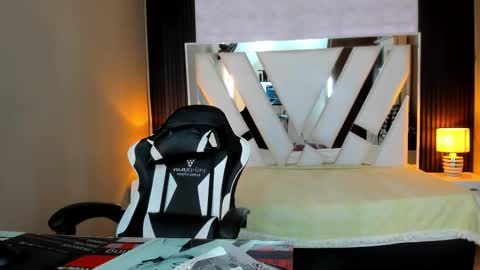  Linda  online show from 03/09/26, 06:23