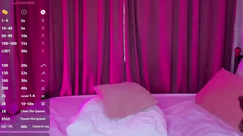 Snapshot of linda__bryant chatting on 12/08/24, 03:43 Linda GMT2 Mon Tu Fri Sa Su 0300am-1000 am online show from 12/08/24, 03:43