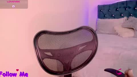 Alana online show from 01/12/25, 03:39