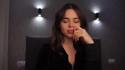 Linda online show from 12/20/25, 01:18