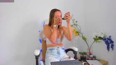 Linda online show from 02/07/25, 05:07