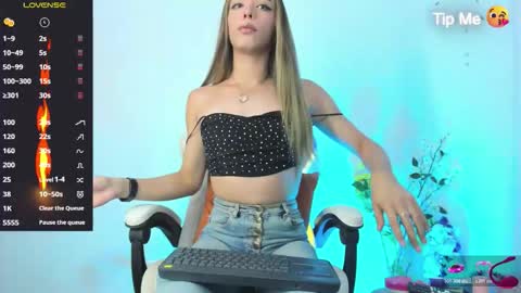 Linda online show from 01/15/26, 01:21