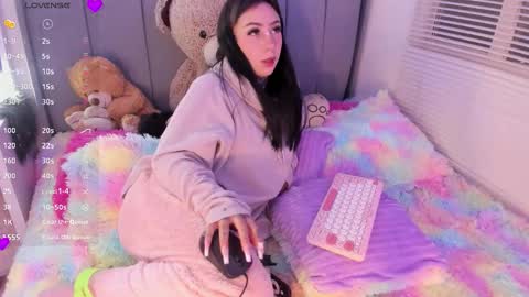 Lindaa maria  online show from 01/18/26, 05:11