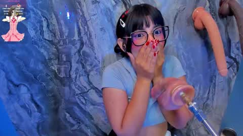 linda_sofi__ online show from 11/21/25, 09:57