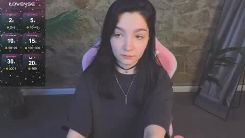 Linda online show from 12/23/25, 01:36